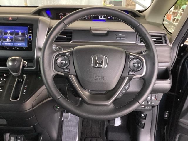 フリード Ｇ・ホンダセンシング　純正ナビ　フルセグ　リアカメラ　Ｆセグ　追突被害軽減ブレーキ　ｉストップ　Ｗエアバッグ　パワーウィンドウ　アクティブクルーズコントロール　スマートキ　カラーバックモニター　ＶＳＡ　エアコン　キーレス（18枚目）