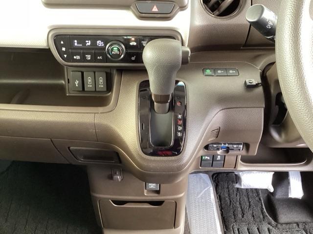 Ｎ－ＢＯＸ Ｌ　純正メモリーナビ　ドラレコ　リアカメラ　衝突回避支援ブレーキ　Ｉ－ＳＴＯＰ　クリソナ　ＰＷ　パワステ　Ｓヒーター　スマ－トキ－　Ｂカメ　地デジＴＶ　ナビ＆ＴＶ　サイドエアバック　横滑り防止　整備記録簿（13枚目）