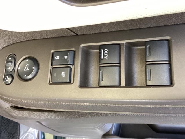 Ｎ－ＢＯＸ Ｇ　ディスプレイオーディオ　ＥＴＣ　ＣＤ　前後ソナー　エアバック　横滑防止装置　１セグＴＶ　リアカメラ　ＬＥＤヘッドライト　スマートキー　オートエアコン　整備記録簿　パワーウィンドウ　パワステ　ＵＳＢ（23枚目）