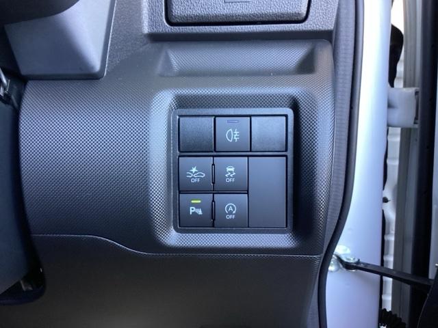 ライズ Ｚ　ナビ　フルセグ　リアカメラ　コーナーセンサ　誤発進抑制機能　エアコン　シートヒータ　サイドカメラ　スマートキー＆プッシュスタート　ＵＳＢポート　地デジＴＶ　ＶＳＡ　盗難防止装置　ターボ車　クルコン（18枚目）