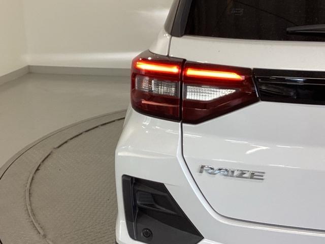ライズ Ｚ　ナビ　フルセグ　リアカメラ　コーナーセンサ　誤発進抑制機能　エアコン　シートヒータ　サイドカメラ　スマートキー＆プッシュスタート　ＵＳＢポート　地デジＴＶ　ＶＳＡ　盗難防止装置　ターボ車　クルコン（35枚目）