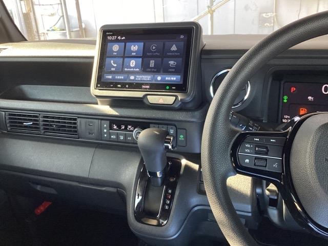 Ｎ－ＢＯＸカスタム ベースグレード　ディスプレイオーディオ　ドラレコ　リアカメラ　Ｗ電動ドア　ＵＳＢ接続　ＣＭＢＳ　Ｄレコ　禁煙　ベンチシート　オートエアコン　スマートキ　ＬＥＤ　クルコン　バックカメラ　パワーステアリング　エアバッグ（6枚目）