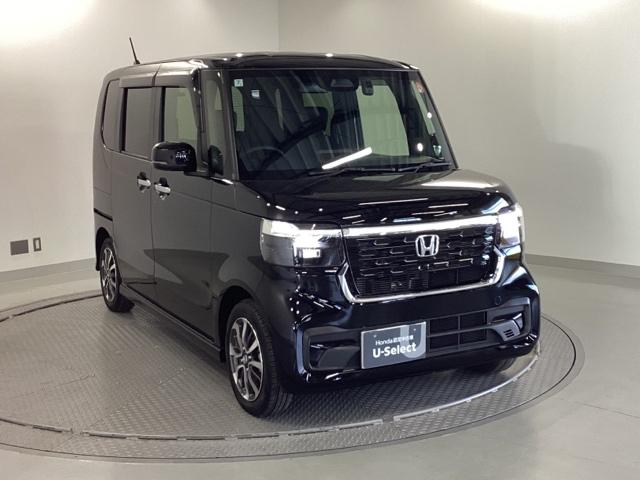 Ｎ－ＢＯＸカスタム ベースグレード　ディスプレイオーディオ　ドラレコ　リアカメラ　Ｗ電動ドア　ＵＳＢ接続　ＣＭＢＳ　Ｄレコ　禁煙　ベンチシート　オートエアコン　スマートキ　ＬＥＤ　クルコン　バックカメラ　パワーステアリング　エアバッグ（8枚目）