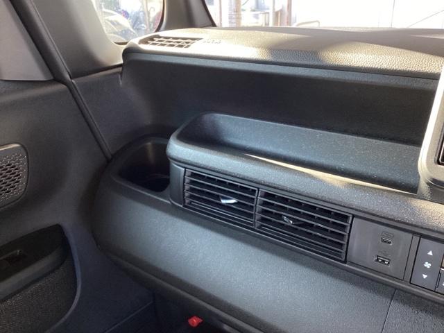 Ｎ－ＢＯＸカスタム ベースグレード　ディスプレイオーディオ　ドラレコ　リアカメラ　Ｗ電動ドア　ＵＳＢ接続　ＣＭＢＳ　Ｄレコ　禁煙　ベンチシート　オートエアコン　スマートキ　ＬＥＤ　クルコン　バックカメラ　パワーステアリング　エアバッグ（31枚目）