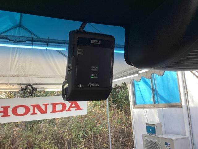 Ｎ－ＢＯＸカスタム Ｇ・Ｌターボホンダセンシング　純正ナビ　フルセグ　リアカメラ　両側ＰＷスライドドア　Ｂモニタ　Ｉストップ　セキュリティー　ＵＳＢ接続　クルーズコントロール　ナビＴＶ　キーレスエントリー　ＶＳＡ　ベンチＳ　ＬＥＤランプ　ターボモデル（23枚目）