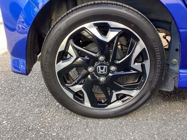 Ｎ－ＢＯＸカスタム Ｇ・Ｌターボホンダセンシング　純正ナビ　フルセグ　リアカメラ　両側ＰＷスライドドア　Ｂモニタ　Ｉストップ　セキュリティー　ＵＳＢ接続　クルーズコントロール　ナビＴＶ　キーレスエントリー　ＶＳＡ　ベンチＳ　ＬＥＤランプ　ターボモデル（26枚目）