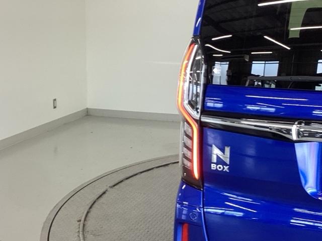 Ｎ－ＢＯＸカスタム Ｇ・Ｌターボホンダセンシング　純正ナビ　フルセグ　リアカメラ　両側ＰＷスライドドア　Ｂモニタ　Ｉストップ　セキュリティー　ＵＳＢ接続　クルーズコントロール　ナビＴＶ　キーレスエントリー　ＶＳＡ　ベンチＳ　ＬＥＤランプ　ターボモデル（35枚目）