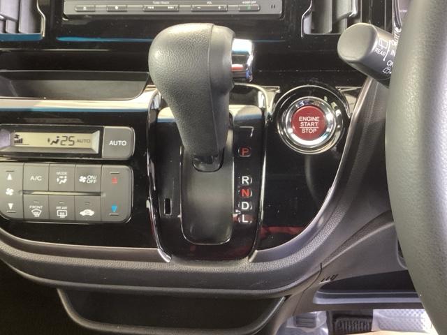 Ｎ－ＷＧＮカスタム Ｇ・Ｌパッケージ　純正ナビ　フルセグ　リアカメラ　横滑り防止システム　スマートキー＆プッシュスタート　ナビＴＶ　ベンチシ－ト　ＵＳＢ　バックモニター　地デジＴＶ　ＥＴＣ車載器　盗難防止システム　クルコン　ＷＳＲＳ（12枚目）