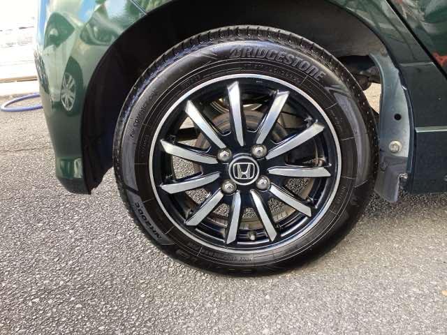 Ｎ－ＷＧＮカスタム Ｇ・Ｌパッケージ　純正ナビ　フルセグ　リアカメラ　横滑り防止システム　スマートキー＆プッシュスタート　ナビＴＶ　ベンチシ－ト　ＵＳＢ　バックモニター　地デジＴＶ　ＥＴＣ車載器　盗難防止システム　クルコン　ＷＳＲＳ（24枚目）