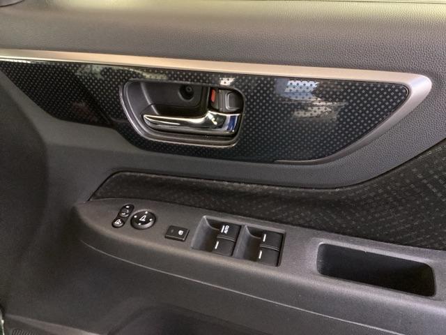 Ｎ－ＷＧＮカスタム Ｇ・Ｌパッケージ　純正ナビ　フルセグ　リアカメラ　横滑り防止システム　スマートキー＆プッシュスタート　ナビＴＶ　ベンチシ－ト　ＵＳＢ　バックモニター　地デジＴＶ　ＥＴＣ車載器　盗難防止システム　クルコン　ＷＳＲＳ（46枚目）