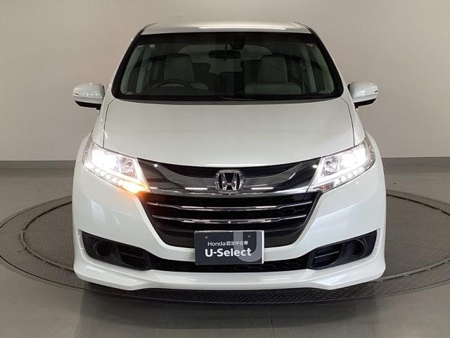 �k�d�c�w�b�h���C�g�𑕔����Ă��܂��B�k�d�c�w�b�h���C�g�͂ƂĂ����邭�A�J�̓����ԑ��s�����S�E���S�ł��B