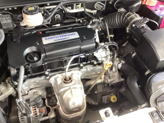 �G���W�����[���́A���X�ŃN���[�j���O�ς݂ł��B