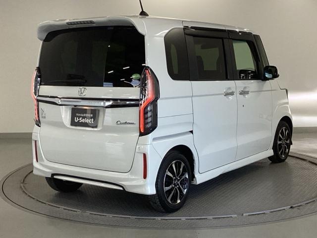 Ｎ－ＢＯＸカスタム Ｇ・Ｌホンダセンシング　純正ナビ　フルセグ　リアカメラ　助手席エアバッグ　キーレス　シートＨ　アイドリングＳＴ　セキュリティーアラーム　スマ－トキ－　ＥＴＣ　前車追従機能　サイドエアバッグ　ＬＥＤヘッドライト　ＵＳＢ　ＶＳＡ（8枚目）
