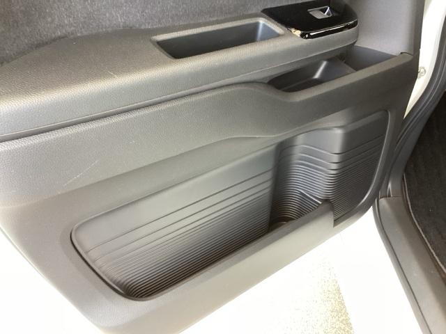 Ｎ－ＢＯＸカスタム Ｇ・Ｌホンダセンシング　純正ナビ　フルセグ　リアカメラ　助手席エアバッグ　キーレス　シートＨ　アイドリングＳＴ　セキュリティーアラーム　スマ－トキ－　ＥＴＣ　前車追従機能　サイドエアバッグ　ＬＥＤヘッドライト　ＵＳＢ　ＶＳＡ（40枚目）