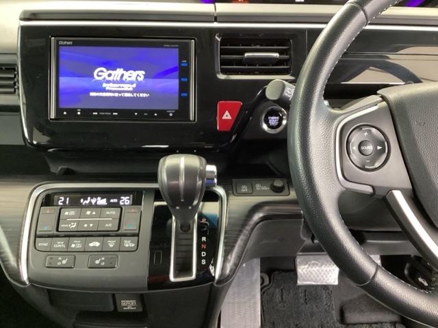 ステップワゴンスパーダ スパーダ・クールスピリット　メモリーナビ　ＥＴＣ　リアカメラ　シートＨ　追突軽減ブレーキ　スマキー　Ｂカメ　フルセグテレビ　盗難防止システム　サイドエアバック　ナビＴＶ　アクティブクルーズコントロール　キーフリー　エアバッグ（6枚目）