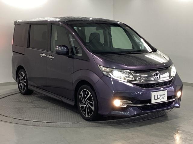 ステップワゴンスパーダ スパーダ・クールスピリット　メモリーナビ　ＥＴＣ　リアカメラ　シートＨ　追突軽減ブレーキ　スマキー　Ｂカメ　フルセグテレビ　盗難防止システム　サイドエアバック　ナビＴＶ　アクティブクルーズコントロール　キーフリー　エアバッグ（8枚目）