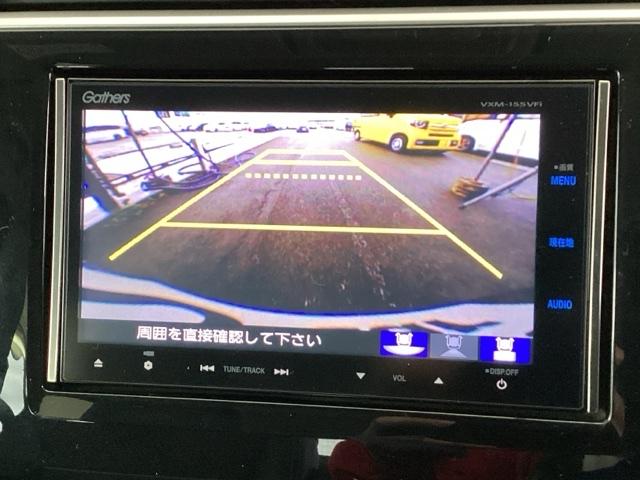 ステップワゴンスパーダ スパーダ・クールスピリット　メモリーナビ　ＥＴＣ　リアカメラ　シートＨ　追突軽減ブレーキ　スマキー　Ｂカメ　フルセグテレビ　盗難防止システム　サイドエアバック　ナビＴＶ　アクティブクルーズコントロール　キーフリー　エアバッグ（13枚目）