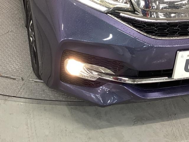 ステップワゴンスパーダ スパーダ・クールスピリット　メモリーナビ　ＥＴＣ　リアカメラ　シートＨ　追突軽減ブレーキ　スマキー　Ｂカメ　フルセグテレビ　盗難防止システム　サイドエアバック　ナビＴＶ　アクティブクルーズコントロール　キーフリー　エアバッグ（26枚目）