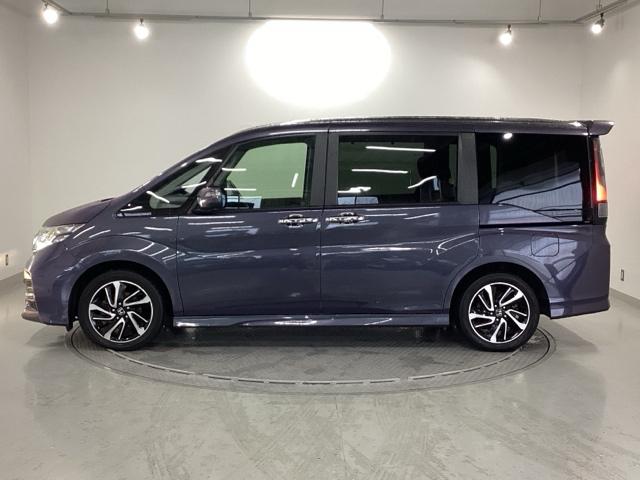 ステップワゴンスパーダ スパーダ・クールスピリット　メモリーナビ　ＥＴＣ　リアカメラ　シートＨ　追突軽減ブレーキ　スマキー　Ｂカメ　フルセグテレビ　盗難防止システム　サイドエアバック　ナビＴＶ　アクティブクルーズコントロール　キーフリー　エアバッグ（28枚目）