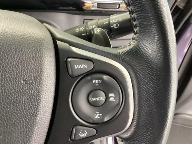 ステップワゴンスパーダ スパーダ・クールスピリット　メモリーナビ　ＥＴＣ　リアカメラ　シートＨ　追突軽減ブレーキ　スマキー　Ｂカメ　フルセグテレビ　盗難防止システム　サイドエアバック　ナビＴＶ　アクティブクルーズコントロール　キーフリー　エアバッグ（44枚目）