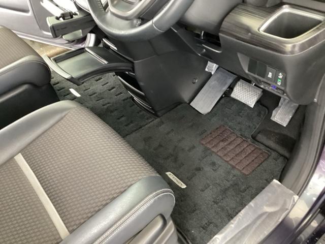 ステップワゴンスパーダ スパーダ・クールスピリット　メモリーナビ　ＥＴＣ　リアカメラ　シートＨ　追突軽減ブレーキ　スマキー　Ｂカメ　フルセグテレビ　盗難防止システム　サイドエアバック　ナビＴＶ　アクティブクルーズコントロール　キーフリー　エアバッグ（53枚目）