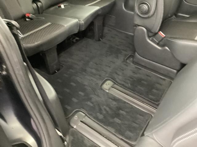 ステップワゴンスパーダ スパーダ・クールスピリット　メモリーナビ　ＥＴＣ　リアカメラ　シートＨ　追突軽減ブレーキ　スマキー　Ｂカメ　フルセグテレビ　盗難防止システム　サイドエアバック　ナビＴＶ　アクティブクルーズコントロール　キーフリー　エアバッグ（64枚目）