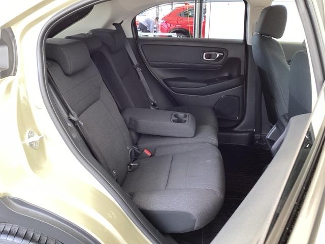 ヴェゼル ｅ：ＨＥＶＸ　純正メモリーナビ　ドラレコ　リアカメラ　前後障害物センサー　ＡＡＣ　イモビライザー　スマ－トキ－　誤発進抑制　ＰＷ　クルコン　ＥＳＣ　ＥＴＣ装備　キーフリー　ＬＥＤヘッドランプ　ナビＴＶ　ＤＶＤ再生可（17枚目）