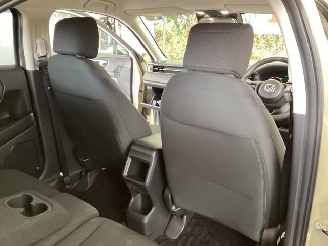 ヴェゼル ｅ：ＨＥＶＸ　純正メモリーナビ　ドラレコ　リアカメラ　前後障害物センサー　ＡＡＣ　イモビライザー　スマ－トキ－　誤発進抑制　ＰＷ　クルコン　ＥＳＣ　ＥＴＣ装備　キーフリー　ＬＥＤヘッドランプ　ナビＴＶ　ＤＶＤ再生可（59枚目）