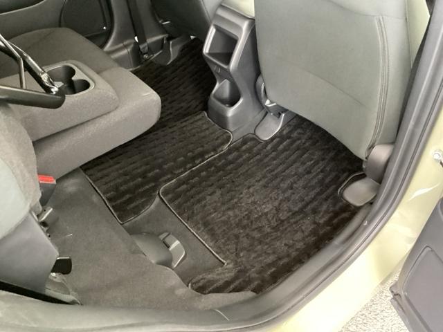 ヴェゼル ｅ：ＨＥＶＸ　純正メモリーナビ　ドラレコ　リアカメラ　前後障害物センサー　ＡＡＣ　イモビライザー　スマ－トキ－　誤発進抑制　ＰＷ　クルコン　ＥＳＣ　ＥＴＣ装備　キーフリー　ＬＥＤヘッドランプ　ナビＴＶ　ＤＶＤ再生可（62枚目）