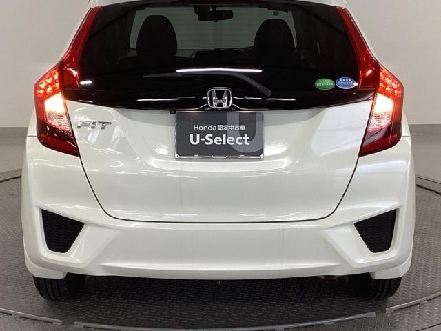 フィット １３Ｇ・Ｌパッケージファインエディション　純正ナビ　フルセグ　リアカメラ　ＬＥＤヘットライト　クルコン　Ａストップ　Ｂモニター　サイドカーテンエアバック　キーレス　ＤＶＤ　パワーウインドウ　横滑り防止装置　インテリキー　ナビＴＶ　盗難防止装置（32枚目）