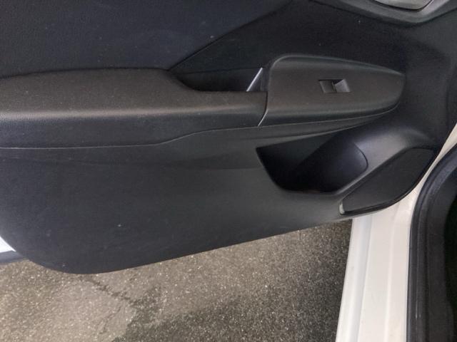 フィット １３Ｇ・Ｌパッケージファインエディション　純正ナビ　フルセグ　リアカメラ　ＬＥＤヘットライト　クルコン　Ａストップ　Ｂモニター　サイドカーテンエアバック　キーレス　ＤＶＤ　パワーウインドウ　横滑り防止装置　インテリキー　ナビＴＶ　盗難防止装置（38枚目）