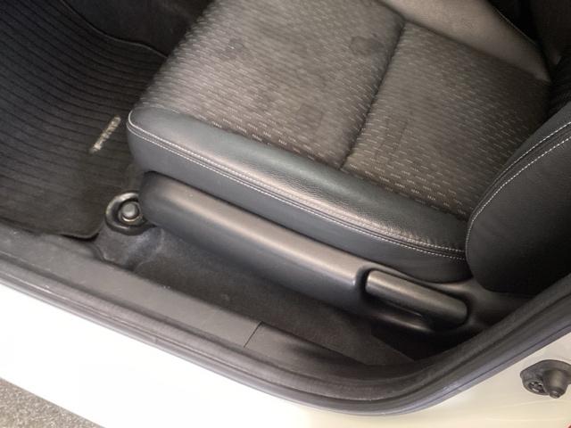 フィット １３Ｇ・Ｌパッケージファインエディション　純正ナビ　フルセグ　リアカメラ　ＬＥＤヘットライト　クルコン　Ａストップ　Ｂモニター　サイドカーテンエアバック　キーレス　ＤＶＤ　パワーウインドウ　横滑り防止装置　インテリキー　ナビＴＶ　盗難防止装置（39枚目）
