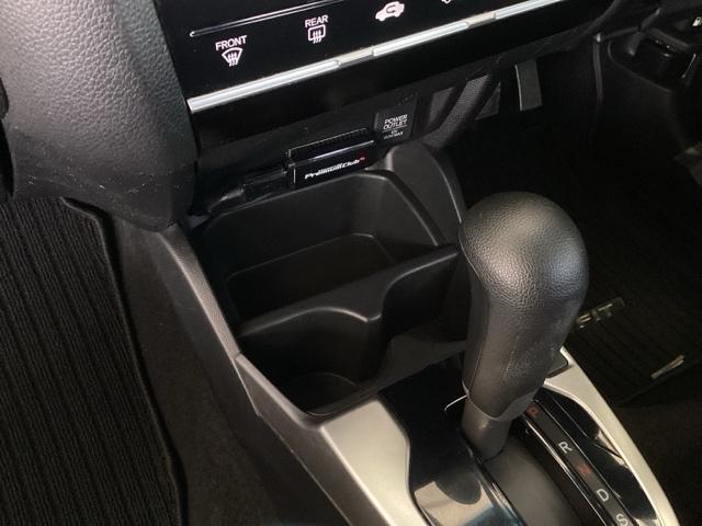 フィット １３Ｇ・Ｌパッケージファインエディション　純正ナビ　フルセグ　リアカメラ　ＬＥＤヘットライト　クルコン　Ａストップ　Ｂモニター　サイドカーテンエアバック　キーレス　ＤＶＤ　パワーウインドウ　横滑り防止装置　インテリキー　ナビＴＶ　盗難防止装置（41枚目）