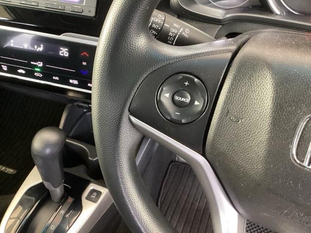 フィット １３Ｇ・Ｌパッケージファインエディション　純正ナビ　フルセグ　リアカメラ　ＬＥＤヘットライト　クルコン　Ａストップ　Ｂモニター　サイドカーテンエアバック　キーレス　ＤＶＤ　パワーウインドウ　横滑り防止装置　インテリキー　ナビＴＶ　盗難防止装置（42枚目）