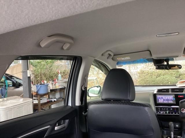 フィット １３Ｇ・Ｌパッケージファインエディション　純正ナビ　フルセグ　リアカメラ　ＬＥＤヘットライト　クルコン　Ａストップ　Ｂモニター　サイドカーテンエアバック　キーレス　ＤＶＤ　パワーウインドウ　横滑り防止装置　インテリキー　ナビＴＶ　盗難防止装置（47枚目）