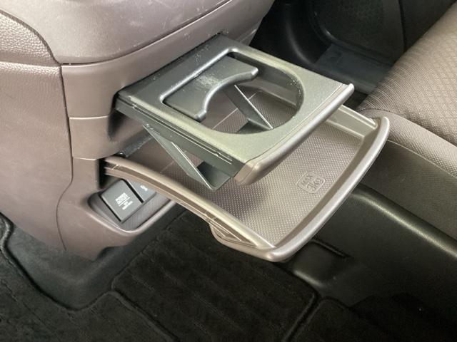 フリード Ｇ・ホンダセンシング　純正ナビ　フルセグ　７人乗り　Ｆセグ　追突被害軽減ブレーキ　ｉストップ　Ｗエアバッグ　パワーウィンドウ　アクティブクルーズコントロール　スマートキ　カラーバックモニター　ＶＳＡ　エアコン　キーレス（45枚目）