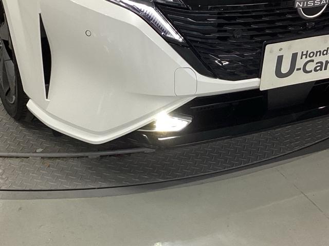 オーラ Ｇ　純正メモリーナビ　全周囲カメラ　ＥＴＣ　前席シートヒーター　フロントカメラ　ＵＳＢ　自動（被害軽減）ブレーキ　クルコン　ＬＥＤ　横滑り防止　サイドカメラ　カーテンエアバッグ　イモビライザー　ナビＴＶ（24枚目）