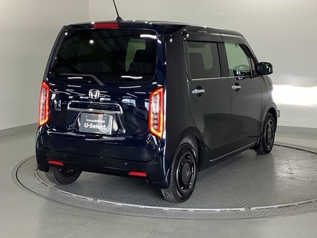 �{�f�B�J���[�́A���i���ȓh�����{�����~�b�h�i�C�g�u���[�r�[�����^���b�N�ł��I�Ŗ�ɑM��������A�����ȃ_�[�N�u���[�ł��I