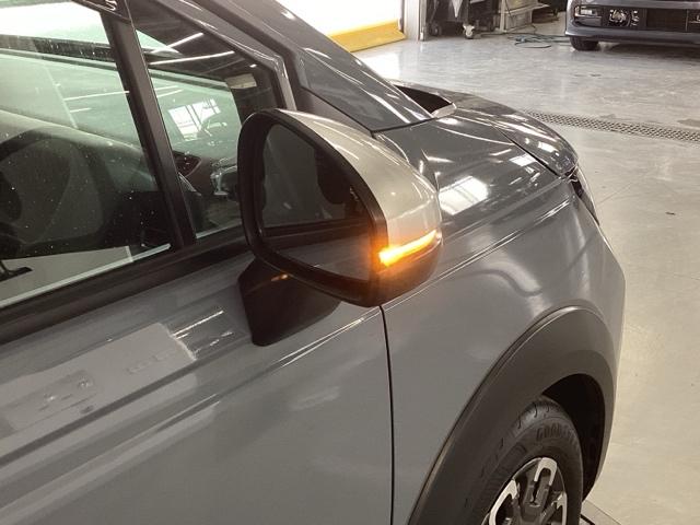 フリード ｅ：ＨＥＶクロスター　純正ナビ　フルセグ　５人乗り　ＥＴＣ装備　Ｓヒーター　衝突軽減ブレーキシステム　オートエアコン　バックモニター　ＬＥＤライト　パーキングセンサー　スマートキー　クルーズコントロール　キーレス　ＵＳＢ（30枚目）