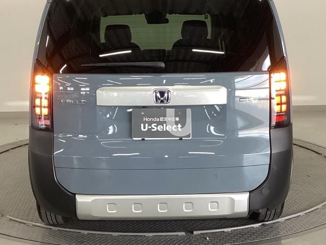 フリード ｅ：ＨＥＶクロスター　純正ナビ　フルセグ　５人乗り　ＥＴＣ装備　Ｓヒーター　衝突軽減ブレーキシステム　オートエアコン　バックモニター　ＬＥＤライト　パーキングセンサー　スマートキー　クルーズコントロール　キーレス　ＵＳＢ（33枚目）