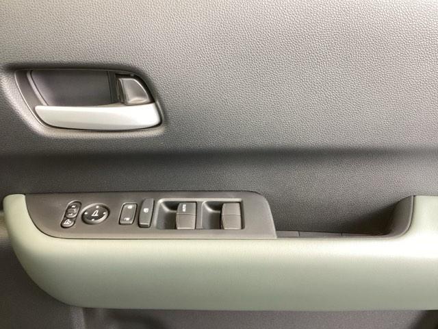 フリード ｅ：ＨＥＶクロスター　純正ナビ　フルセグ　５人乗り　ＥＴＣ装備　Ｓヒーター　衝突軽減ブレーキシステム　オートエアコン　バックモニター　ＬＥＤライト　パーキングセンサー　スマートキー　クルーズコントロール　キーレス　ＵＳＢ（49枚目）