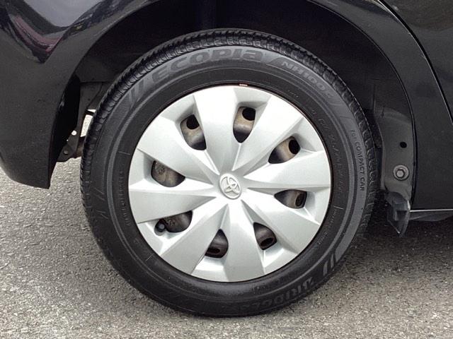 �������͑�������A�f�U�C���̂����z�C�[���L���b�v�ł��B���������ȒP��