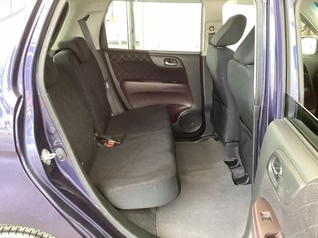 Ｎ－ＯＮＥ プレミアム・Ｌパッケージ　純正メモリーナビ　リアカメラ　本革ステア　セキュリティーアラーム　パワーウィンド　助手席エアバッグ　横滑防止　ＵＳＢポート　ワンセグテレビ　キーレスエントリー　パワーステアリング　整備記録簿　エアコン（17枚目）