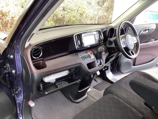 Ｎ－ＯＮＥ プレミアム・Ｌパッケージ　純正メモリーナビ　リアカメラ　本革ステア　セキュリティーアラーム　パワーウィンド　助手席エアバッグ　横滑防止　ＵＳＢポート　ワンセグテレビ　キーレスエントリー　パワーステアリング　整備記録簿　エアコン（36枚目）