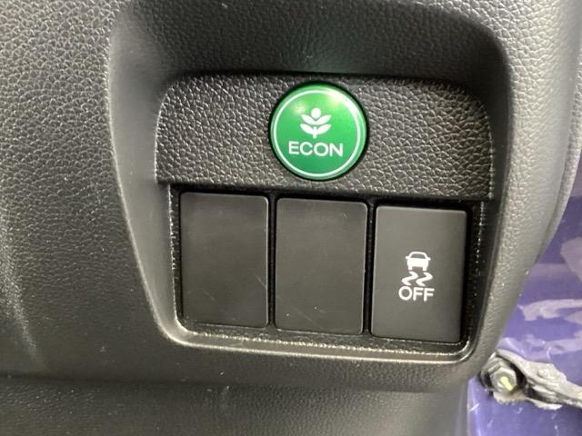 Ｎ－ＯＮＥ プレミアム・Ｌパッケージ　純正メモリーナビ　リアカメラ　本革ステア　セキュリティーアラーム　パワーウィンド　助手席エアバッグ　横滑防止　ＵＳＢポート　ワンセグテレビ　キーレスエントリー　パワーステアリング　整備記録簿　エアコン（44枚目）