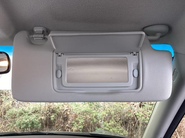 Ｎ－ＯＮＥ プレミアム・Ｌパッケージ　純正メモリーナビ　リアカメラ　本革ステア　セキュリティーアラーム　パワーウィンド　助手席エアバッグ　横滑防止　ＵＳＢポート　ワンセグテレビ　キーレスエントリー　パワーステアリング　整備記録簿　エアコン（46枚目）