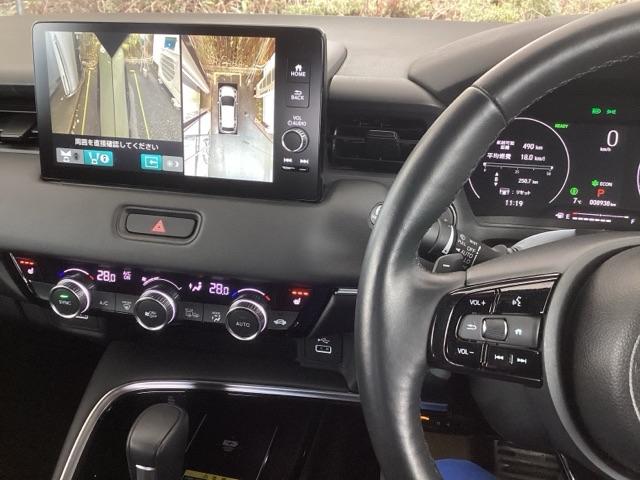 ヴェゼル ｅ：ＨＥＶＺ　純正ナビ　フルセグ　リアカメラ　地上デジタル　ＵＳＢ入力　ハンズフリーテールゲート　シートＨ　サイドエアＢ　サイドカメラ　パークセンサー　リヤカメラ　ＬＥＤヘットライト　ＥＳＣ　パワステ　ＡＡＣ（2枚目）