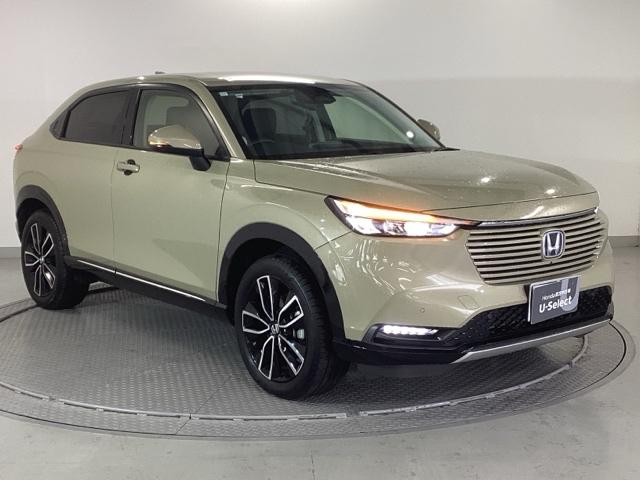 ヴェゼル ｅ：ＨＥＶＺ　純正ナビ　フルセグ　リアカメラ　地上デジタル　ＵＳＢ入力　ハンズフリーテールゲート　シートＨ　サイドエアＢ　サイドカメラ　パークセンサー　リヤカメラ　ＬＥＤヘットライト　ＥＳＣ　パワステ　ＡＡＣ（7枚目）