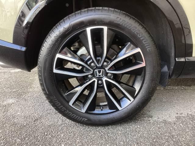 ヴェゼル ｅ：ＨＥＶＺ　純正ナビ　フルセグ　リアカメラ　地上デジタル　ＵＳＢ入力　ハンズフリーテールゲート　シートＨ　サイドエアＢ　サイドカメラ　パークセンサー　リヤカメラ　ＬＥＤヘットライト　ＥＳＣ　パワステ　ＡＡＣ（24枚目）