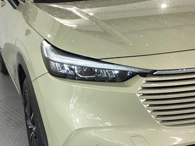 ヴェゼル ｅ：ＨＥＶＺ　純正ナビ　フルセグ　リアカメラ　地上デジタル　ＵＳＢ入力　ハンズフリーテールゲート　シートＨ　サイドエアＢ　サイドカメラ　パークセンサー　リヤカメラ　ＬＥＤヘットライト　ＥＳＣ　パワステ　ＡＡＣ（26枚目）